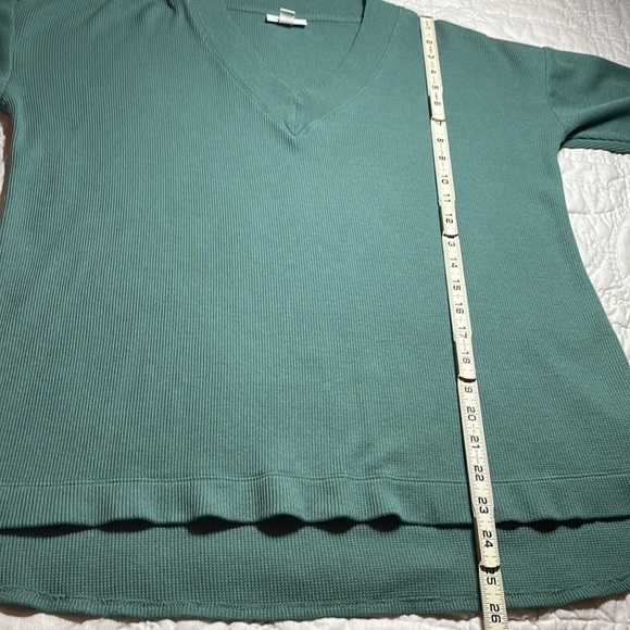 J Jill Waffle Knit High Low Lightweight Longsleeve V Neck Tunic Flowy M - Picture 7 of 10